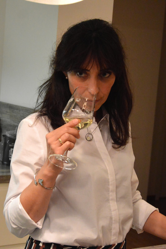 Weinverkostung Sommelier Tiziana